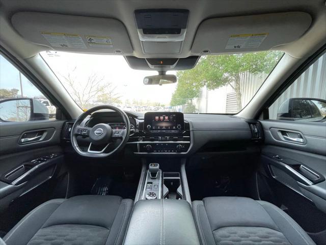 2022 Nissan Pathfinder SV 4WD