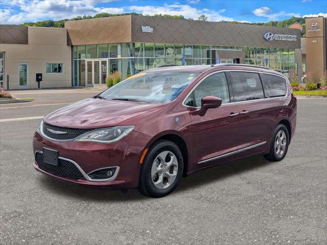 2020 Chrysler Pacifica Hybrid Touring L