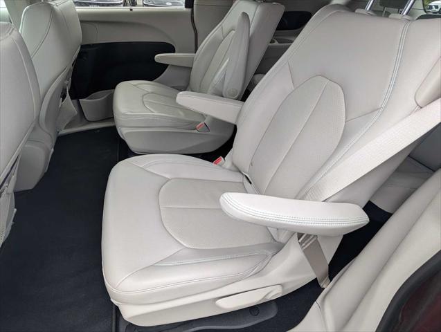 2020 Chrysler Pacifica Hybrid Touring L