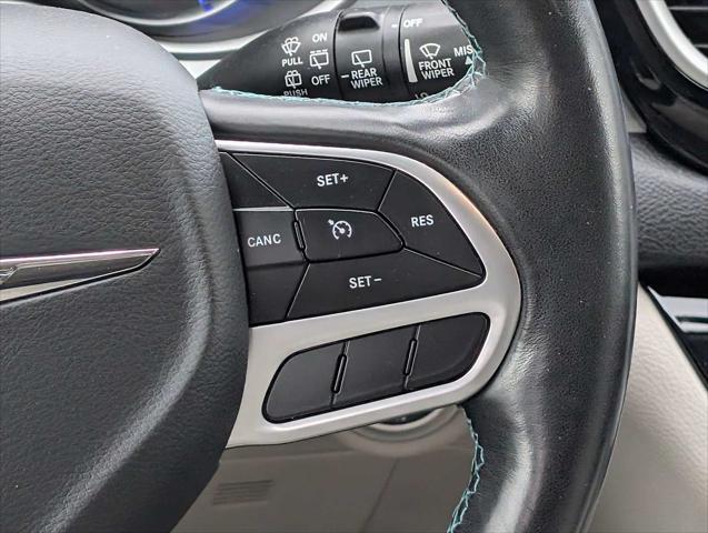 2020 Chrysler Pacifica Hybrid Touring L