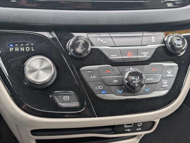 2020 Chrysler Pacifica Hybrid Touring L