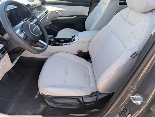 2025 Hyundai Tucson SE