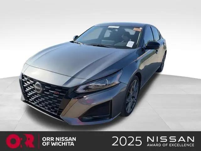 2023 Nissan Altima SR VC-Turbo FWD for sale in Wichita, KS