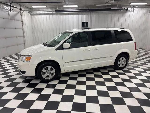 2010 Dodge Grand Caravan SXT for sale in Rochester, MN