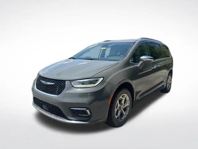 2021 Chrysler Pacifica Limited AWD for sale in Radcliff, KY