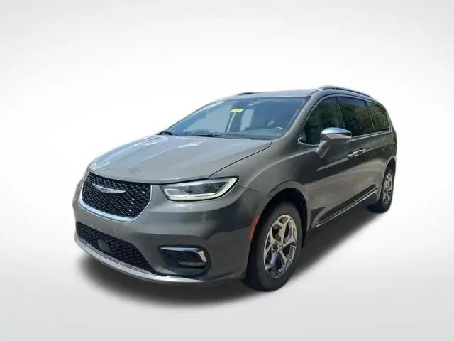 2021 Chrysler Pacifica Limited AWD for sale in Radcliff, KY