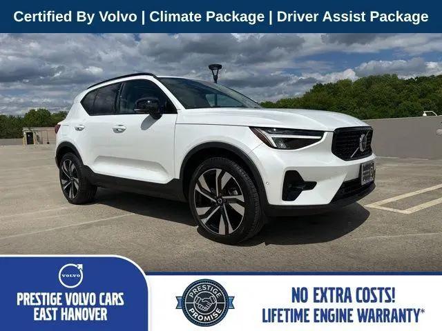 2023 Volvo XC40 B5 Plus Dark Theme for sale in East Hanover, NJ