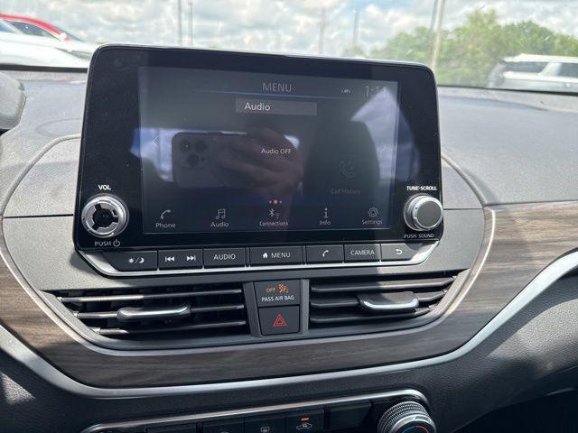 2025 Nissan Altima SV FWD