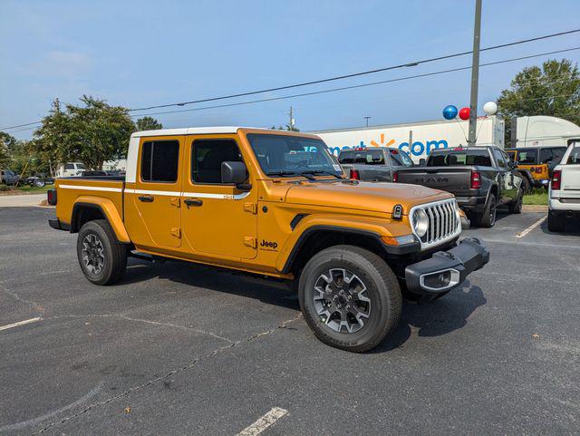 2026 Jeep Gladiator GLADIATOR SAHARA 4X4