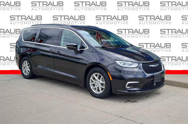 2022 Chrysler Pacifica Touring L for sale in Triadelphia, WV