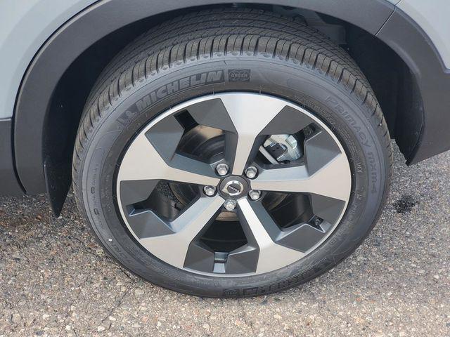2026 Volvo XC40 Plus, B5 AWD Gas (mild hybrid), Dark