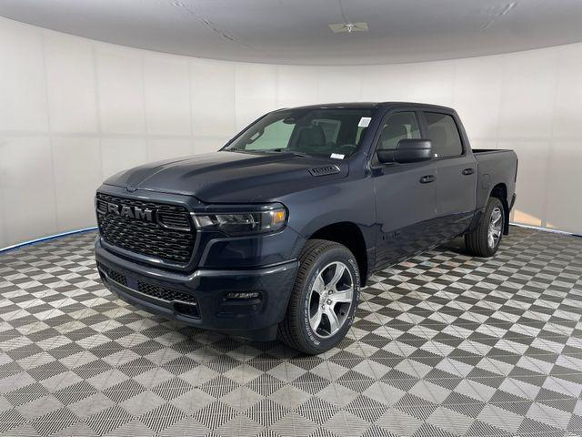 2026 Ram 1500 Express Crew Cab 4x4 5'7" Box for sale in Bremerton, WA