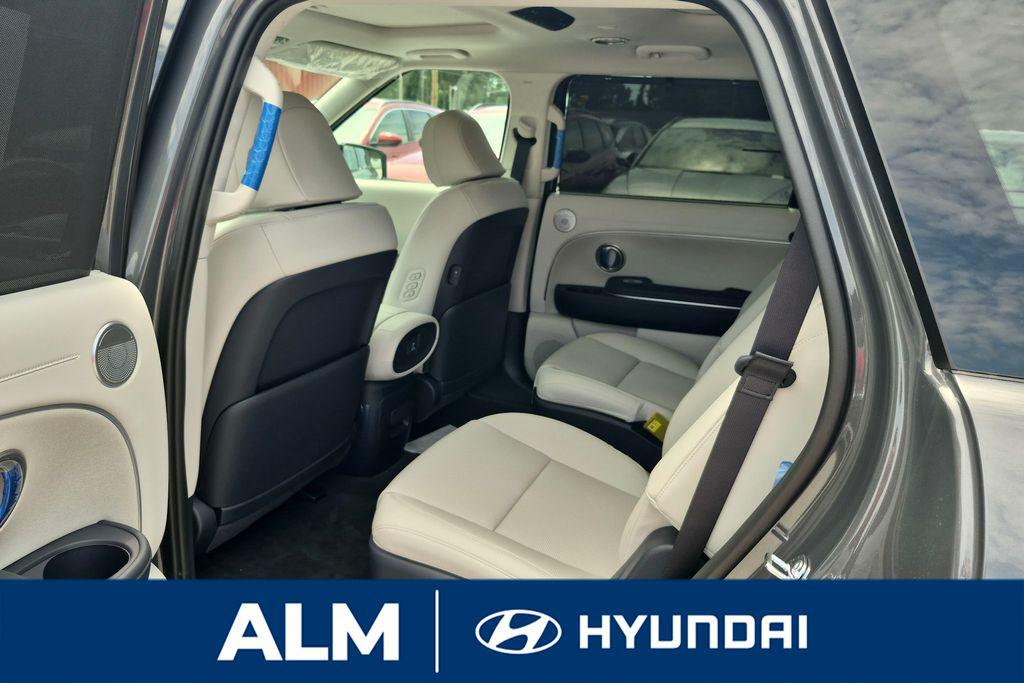 New 2026 Gray Hyundai Calligraphy image 18