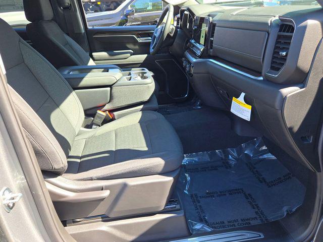 2026 Chevrolet Silverado 1500 4WD Crew Cab Short Bed LT with 2FL