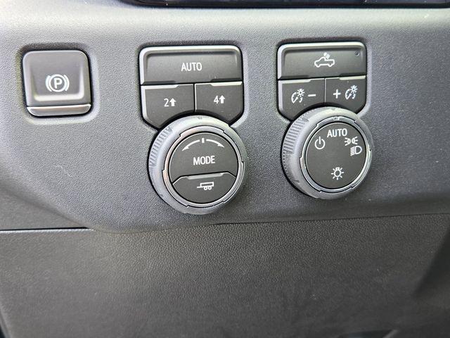 2026 Chevrolet Silverado 1500 4WD Crew Cab Short Bed LT with 2FL