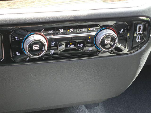 2026 Chevrolet Silverado 1500 4WD Crew Cab Short Bed LT with 2FL
