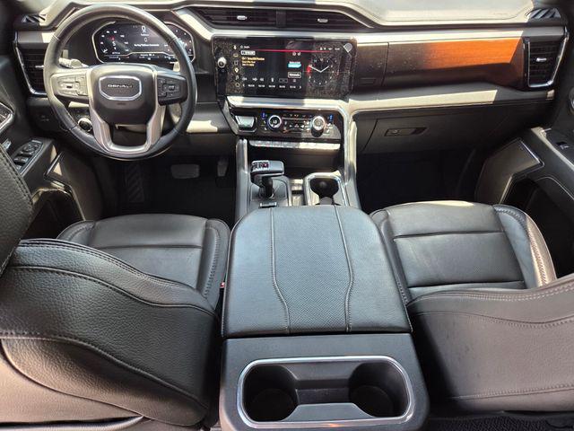 2024 GMC Sierra 1500 4WD Crew Cab Short Box Denali