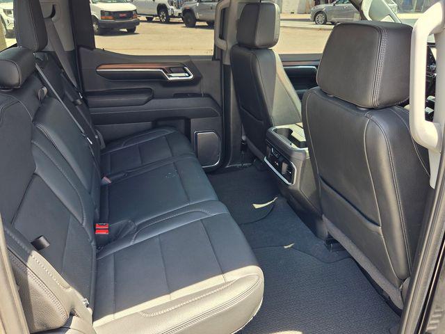 2024 GMC Sierra 1500 4WD Crew Cab Short Box Denali