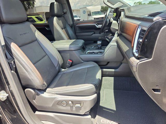 2024 GMC Sierra 1500 4WD Crew Cab Short Box Denali