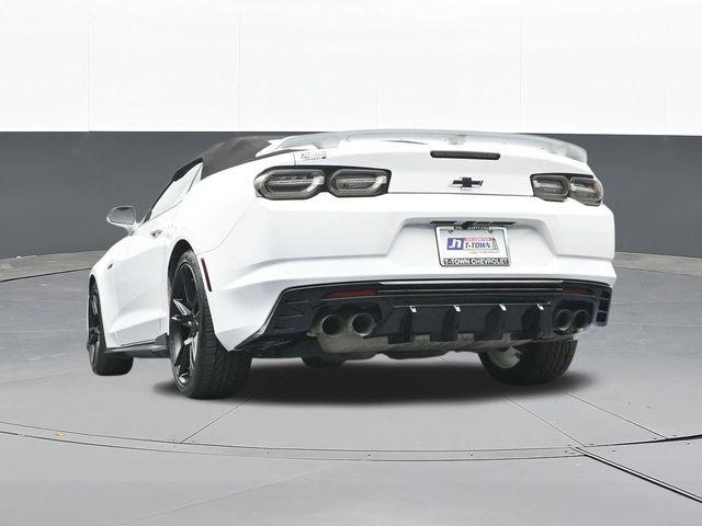 2022 Chevrolet Camaro RWD Convertible LT1