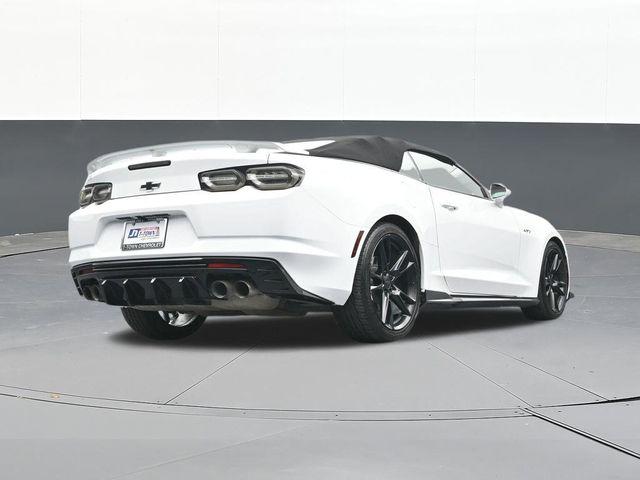 2022 Chevrolet Camaro RWD Convertible LT1