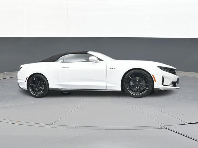 2022 Chevrolet Camaro RWD Convertible LT1