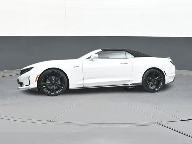 2022 Chevrolet Camaro RWD Convertible LT1