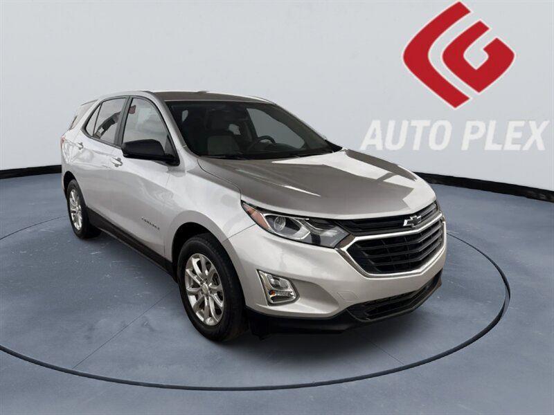 2021 Chevrolet Equinox LS's photo