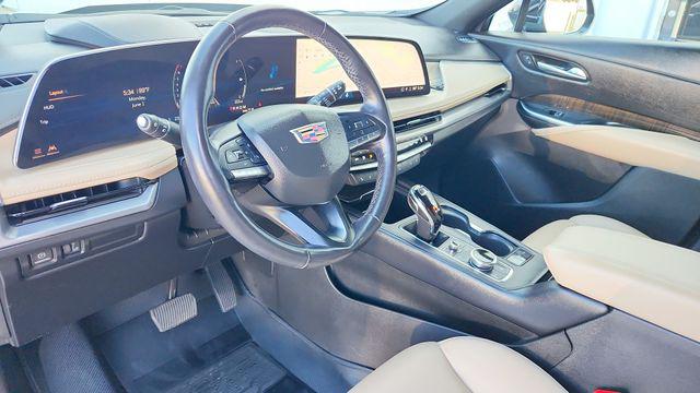 2024 Cadillac XT4 AWD Premium Luxury