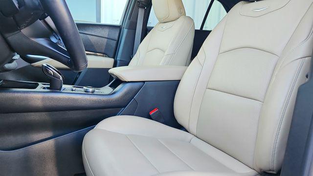 2024 Cadillac XT4 AWD Premium Luxury