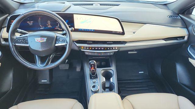 2024 Cadillac XT4 AWD Premium Luxury