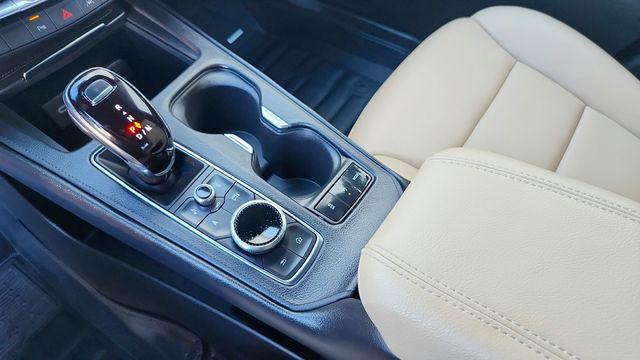 2024 Cadillac XT4 AWD Premium Luxury