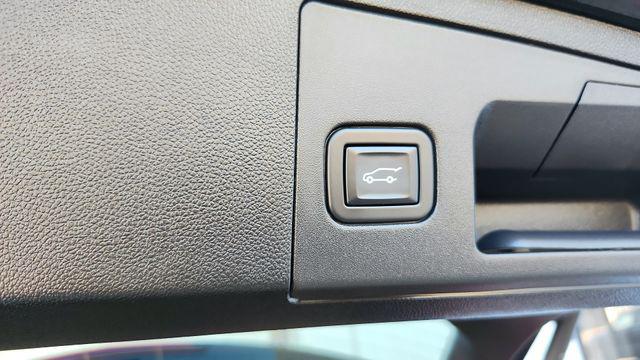 2024 Cadillac XT4 AWD Premium Luxury