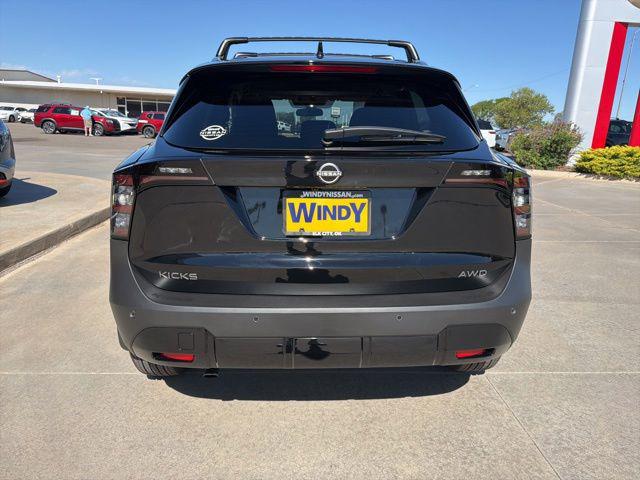 2026 Nissan Kicks SV