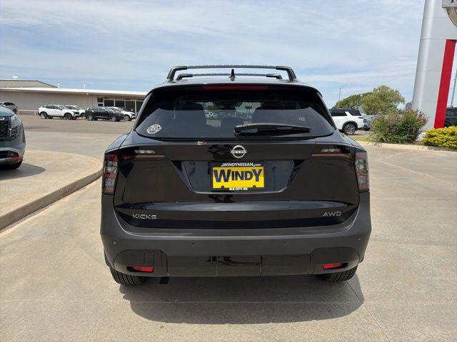 2026 Nissan Kicks SV