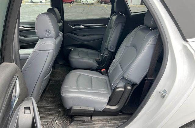 2023 Buick Enclave Essence AWD