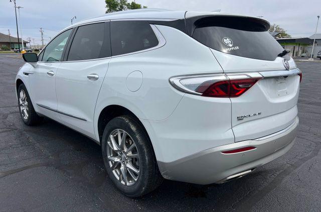 2023 Buick Enclave Essence AWD