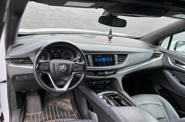 2023 Buick Enclave Essence AWD
