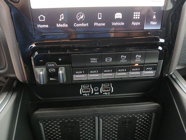 2026 Ram 4500 Chassis Tradesman/Big Horn