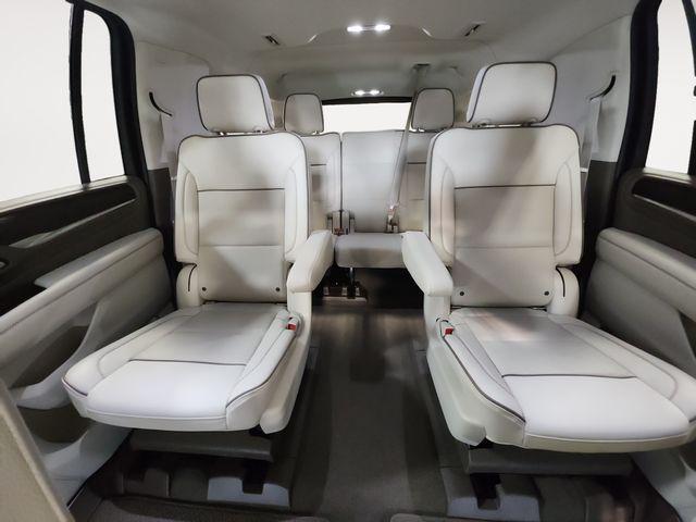 2022 GMC Yukon XL 4WD Denali