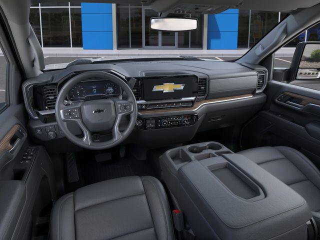 2026 Chevrolet Silverado 2500HD Crew Cab, Standard Bed, LT, 4WD
