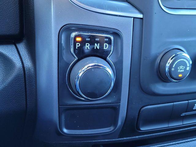 2024 Ram 1500 Classic Warlock Crew Cab 4x2 5'7" Box