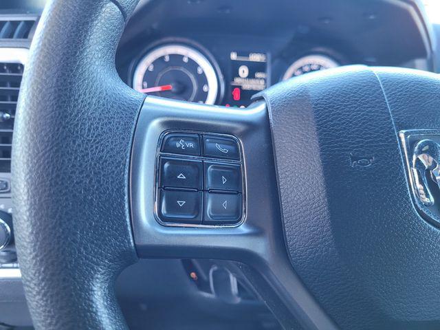 2024 Ram 1500 Classic Warlock Crew Cab 4x2 5'7" Box