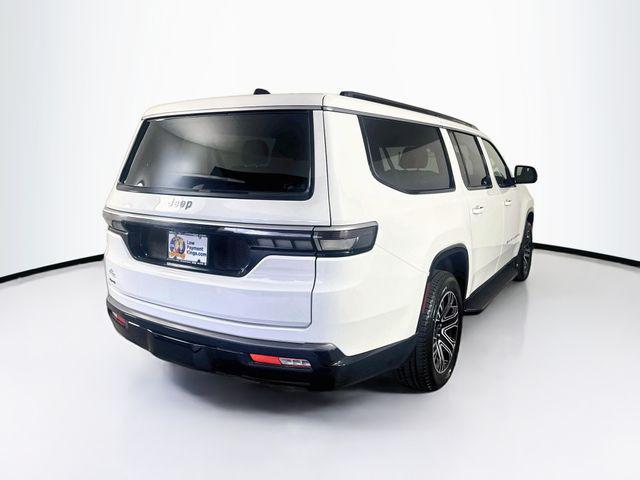2026 Jeep Grand Wagoneer L 4x4