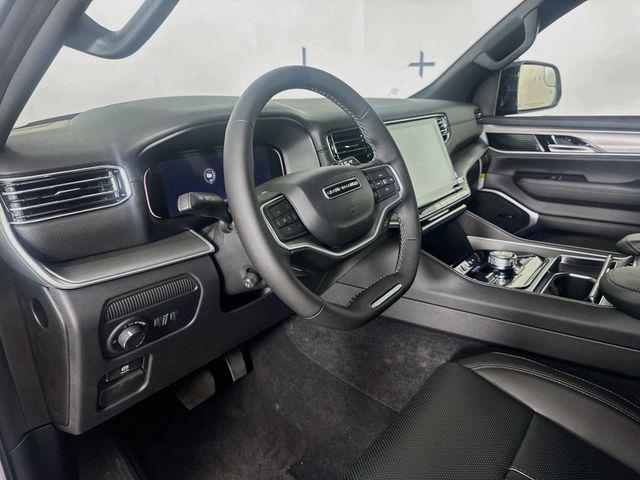 2026 Jeep Grand Wagoneer L 4x4