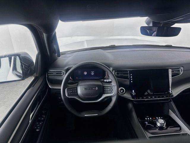 2026 Jeep Grand Wagoneer L 4x4