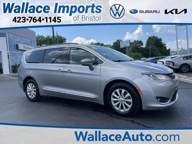 2017 Chrysler Pacifica Touring-L for sale in Bristol, TN
