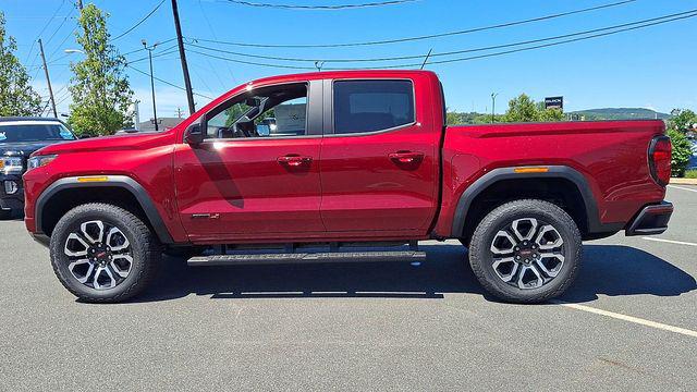 2026 GMC Canyon AT4, 4WD