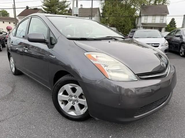 2006 Toyota Prius Base for sale in Whitehall, PA
