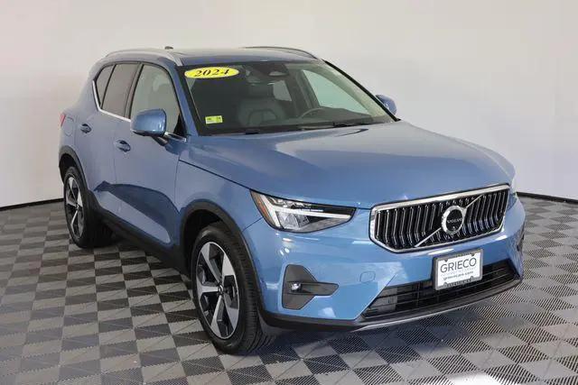 2024 Volvo XC40 B5 Plus Bright Theme for sale in Johnston, RI